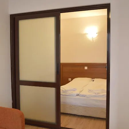 Winslow Highland Apartahotel